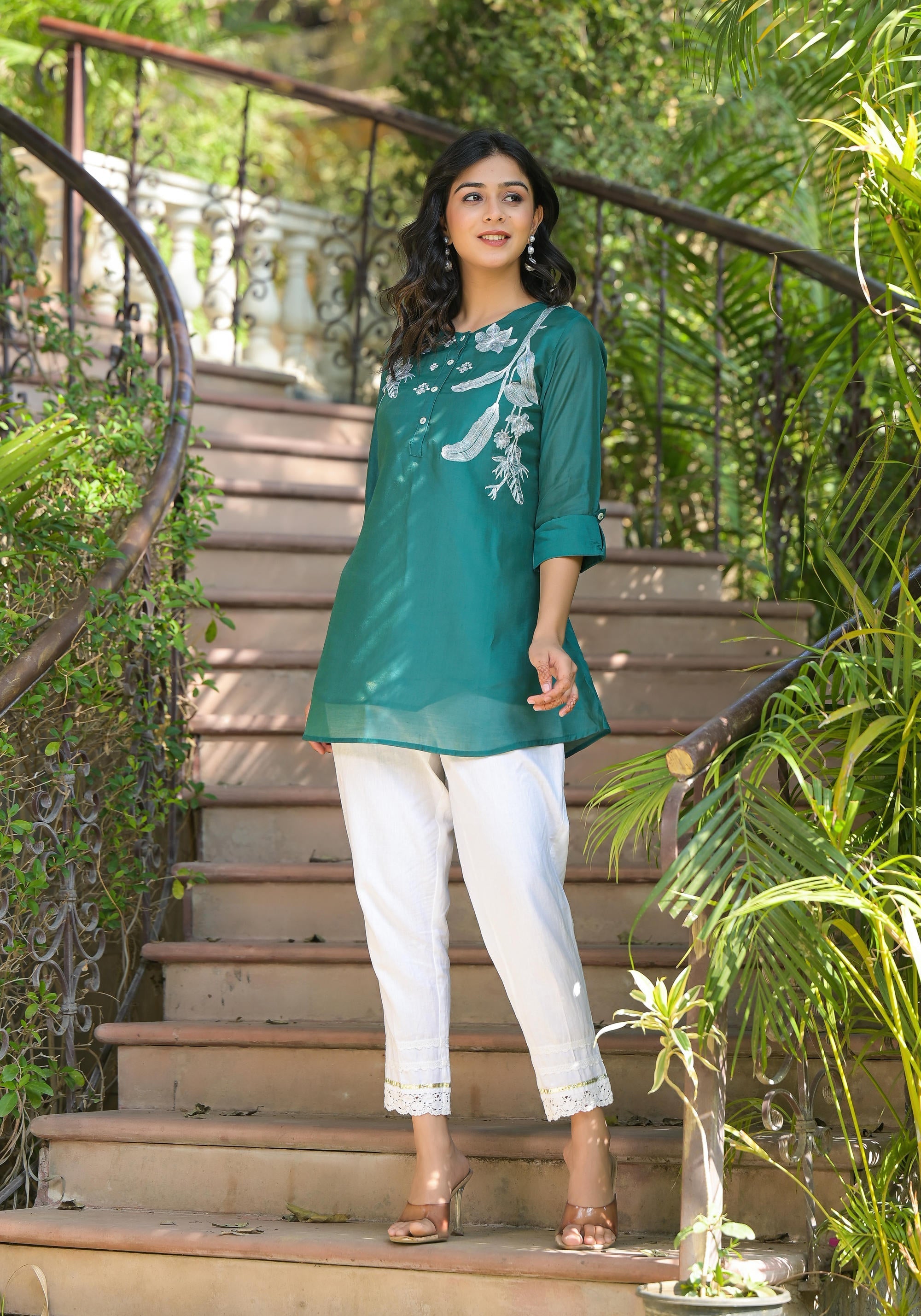 Green Solid Chanderi Tunic With Thread Work & Buttons | DesiQlo