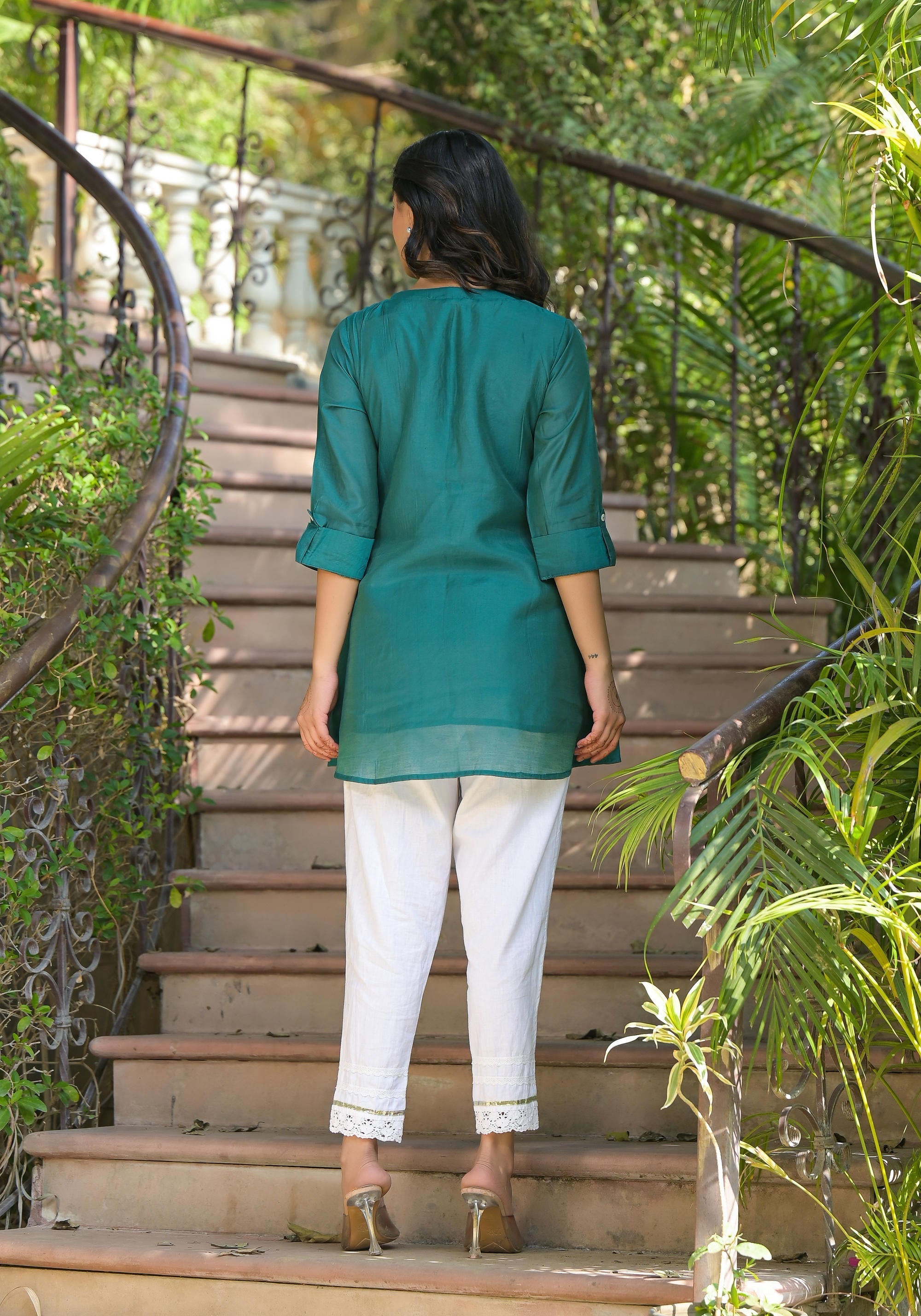 Green Solid Chanderi Tunic With Thread Work & Buttons | DesiQlo