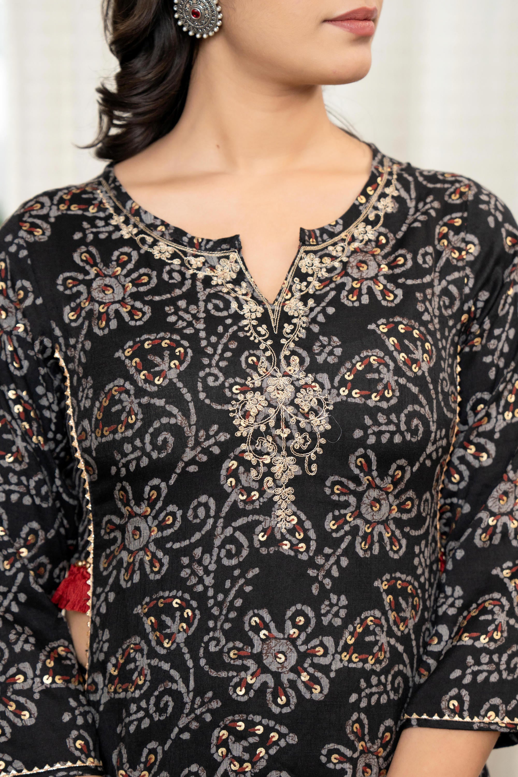 Black Floral Printed Liva Rayon Kurta With Afghani Pants | DesiQlo