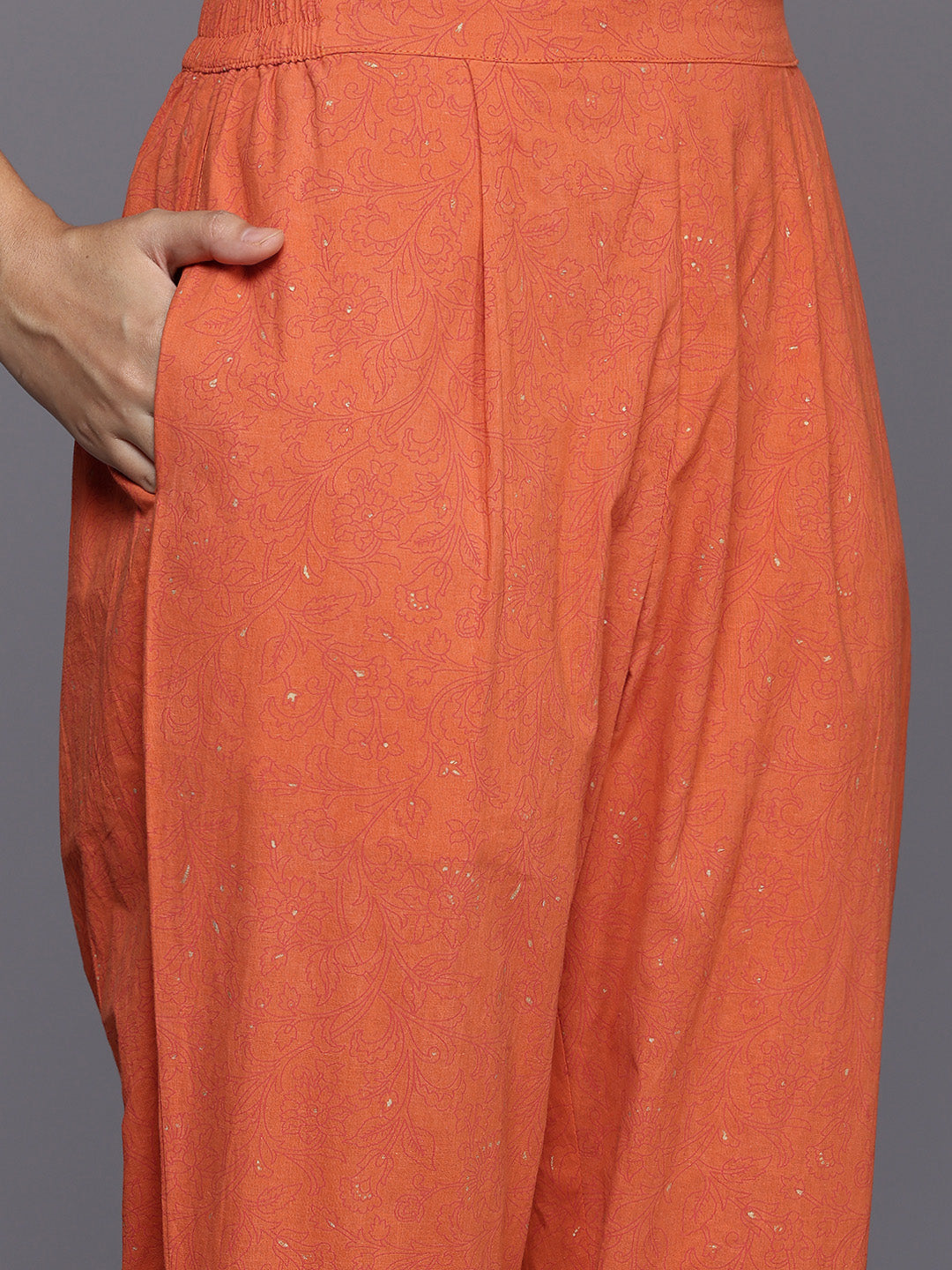 Khari Printed Kurta Set: Stylish Women's Indian Kurta Sets