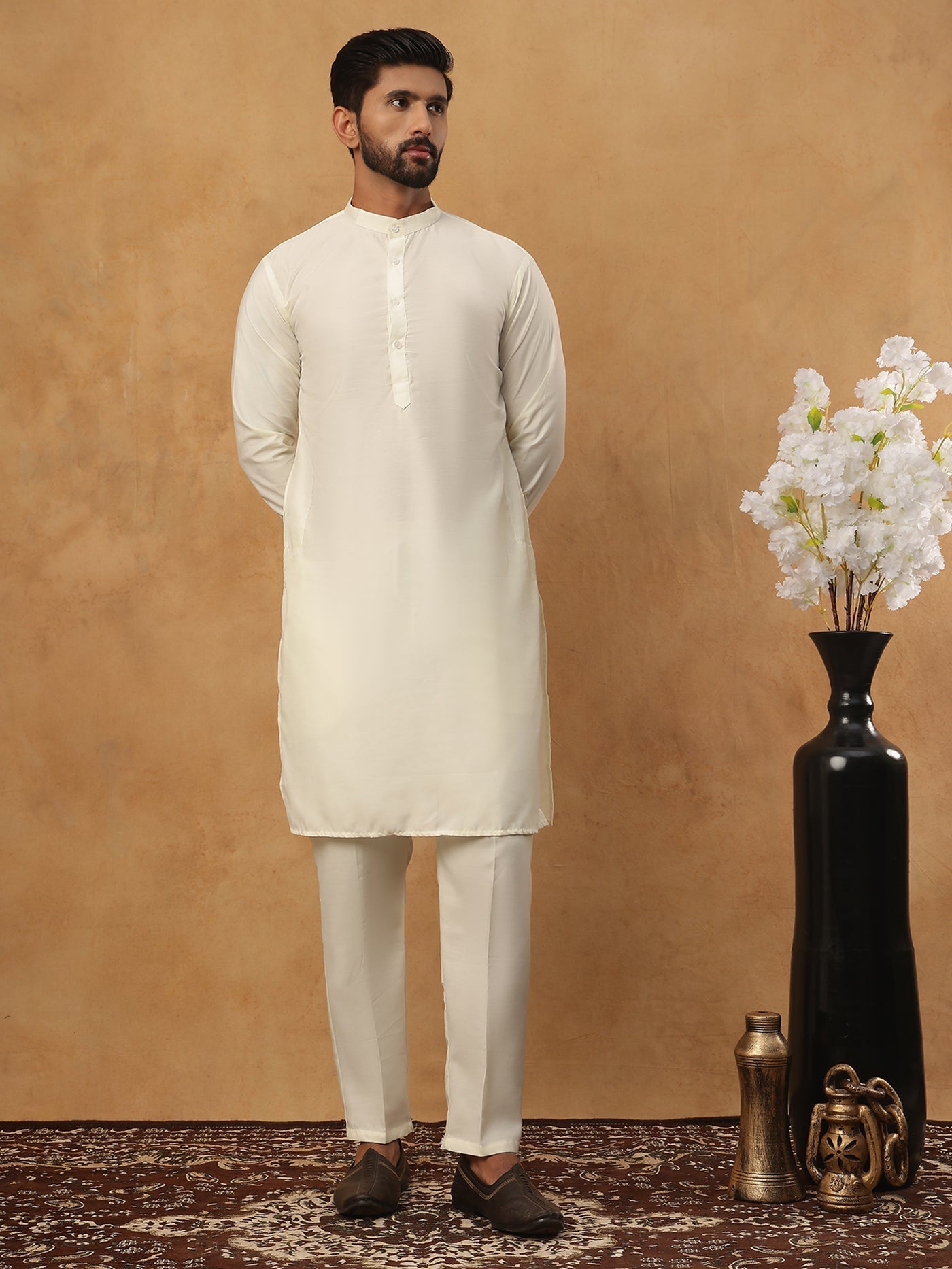DesiQlo Men Embroidered Nehru Jacket and Kurta Pyjama S - 65KPWC_592W_