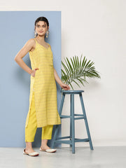 Yellow Floral Printed Pure Cotton Kurta with Trousers & Jacket-AHKUPNJK-COMBO-600