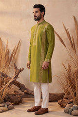 Green Silk Blend Solid Emboidered Straight Kurta MKU2313