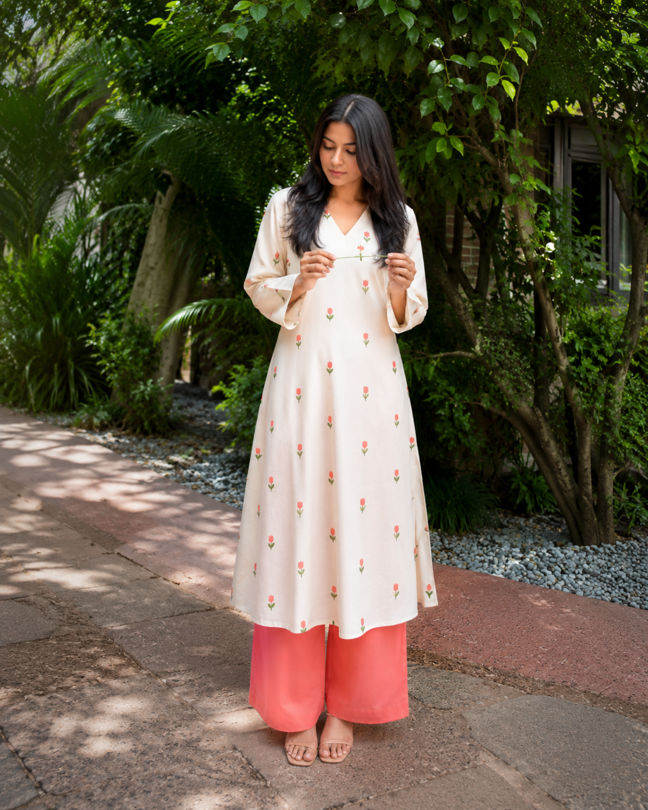 Women Floral Printed Kurta & Coral Palazzo Set (KPCREAMHEAT) | DesiQlo