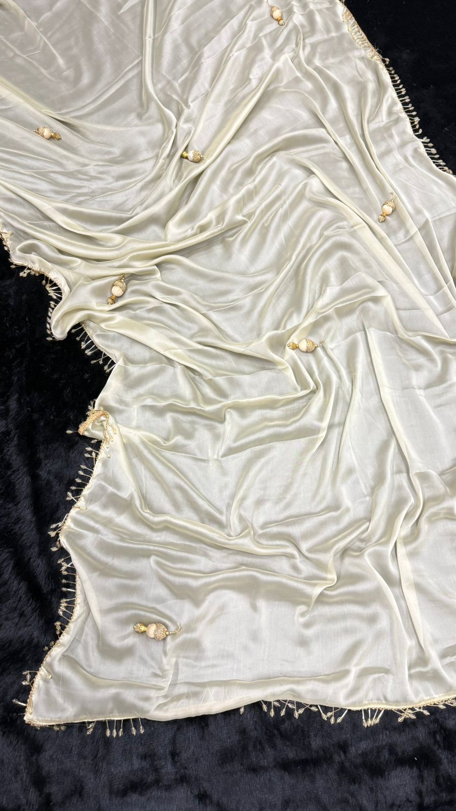 Silk Blend Saree for Women - Off White | MLWSHSA8996OFW | DesiQlo