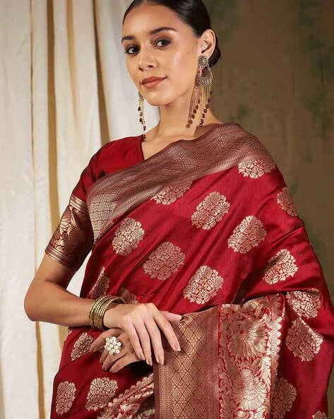 Red Ethnic Saree: Indian Sari, Banarasi Style Inspiration