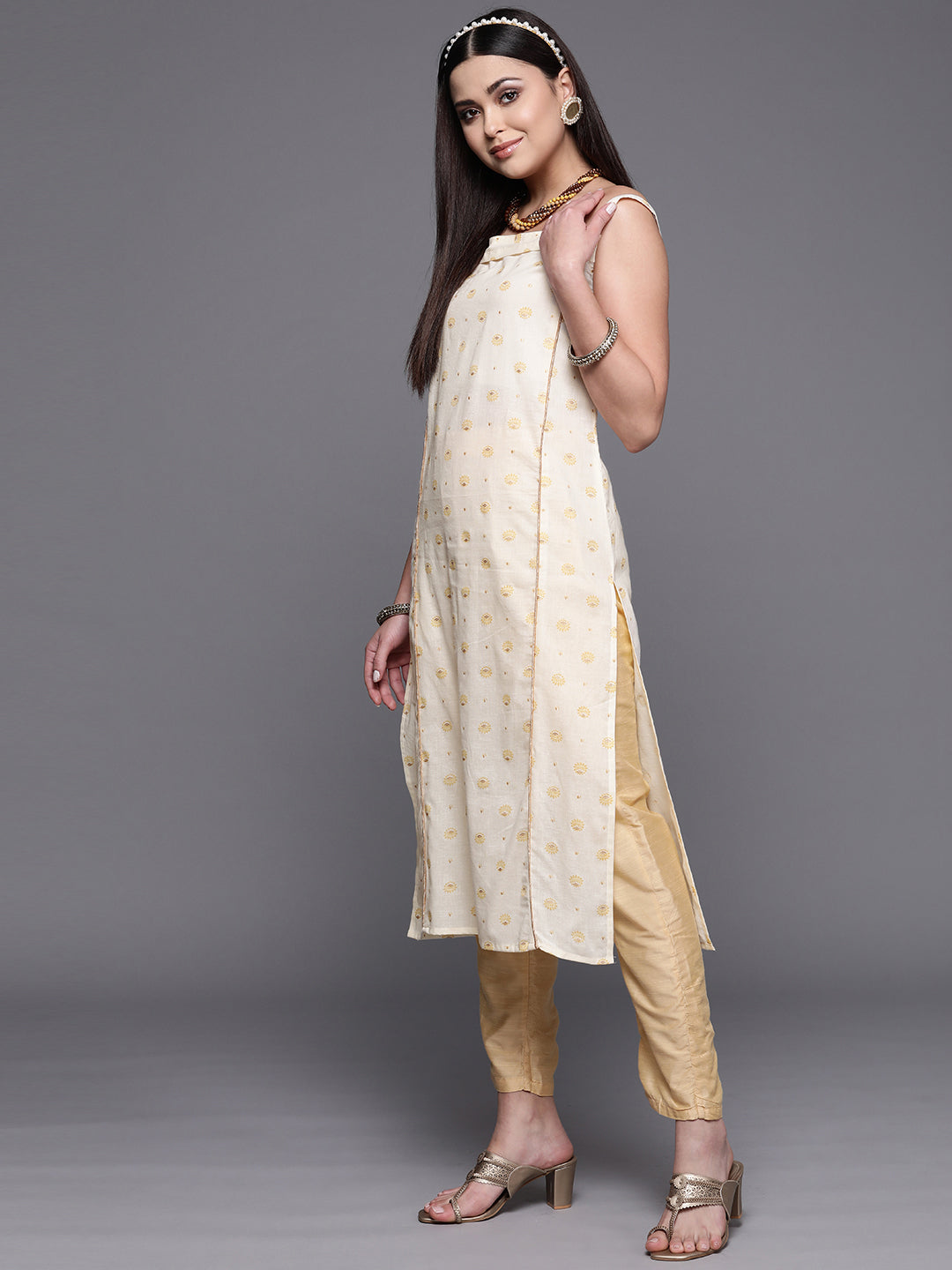 Off White Cotton Printed Indian Kurta - Everyday Comfort