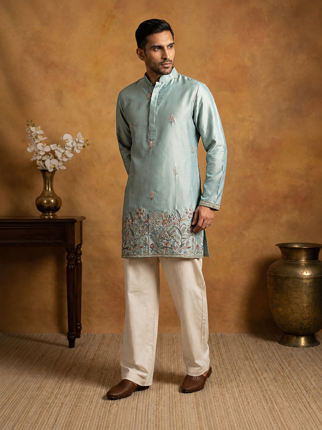 DesiQlo Men Embroidered Kurta Pyjama Set - Blue