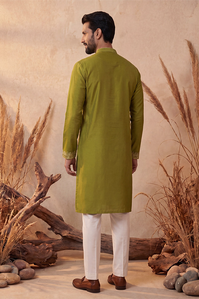 Green Silk Blend Solid Emboidered Straight Kurta With Trouser MKSET2313
