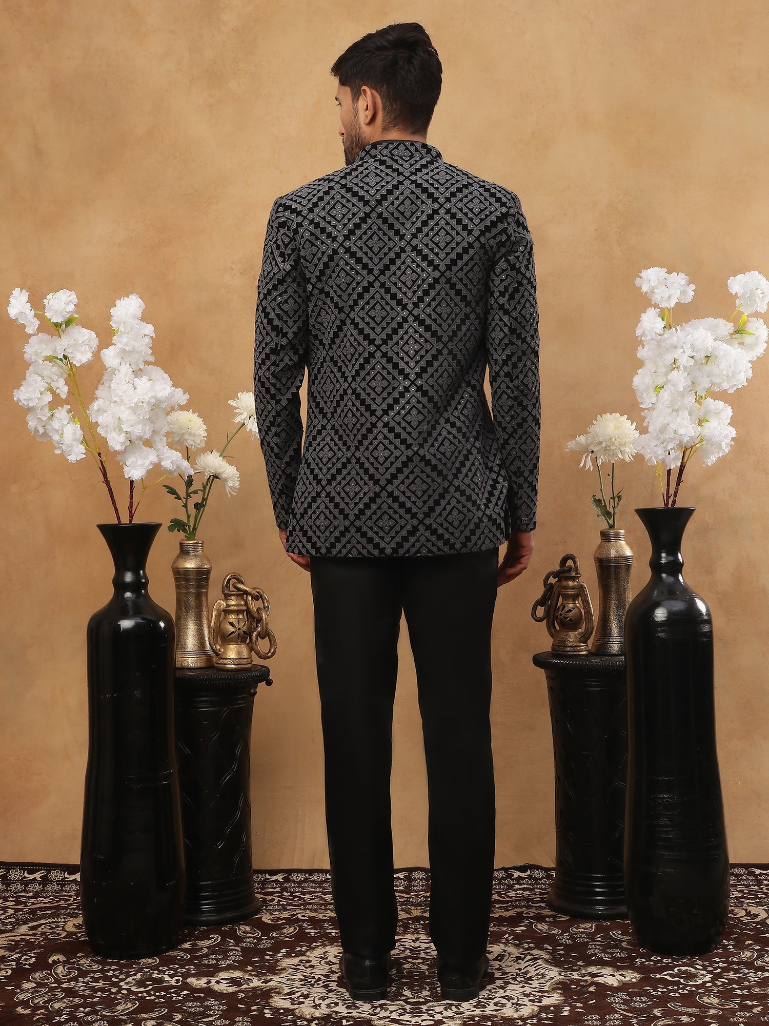 DesiQlo Men Geometric Chevron/Diamond Texture Embroidery Indo ...