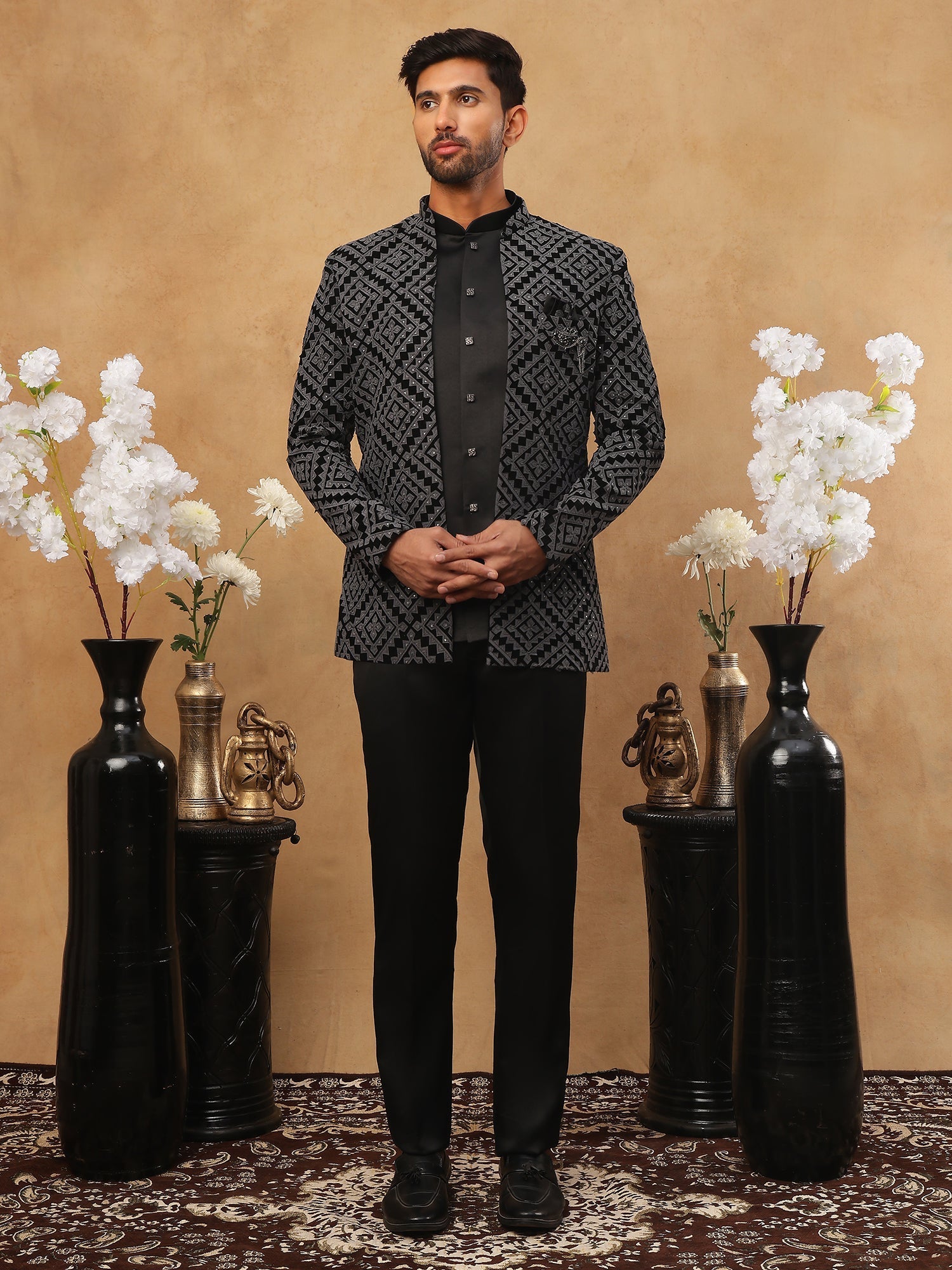 DesiQlo Men Geometric Chevron/Diamond Texture Embroidery Indo ...