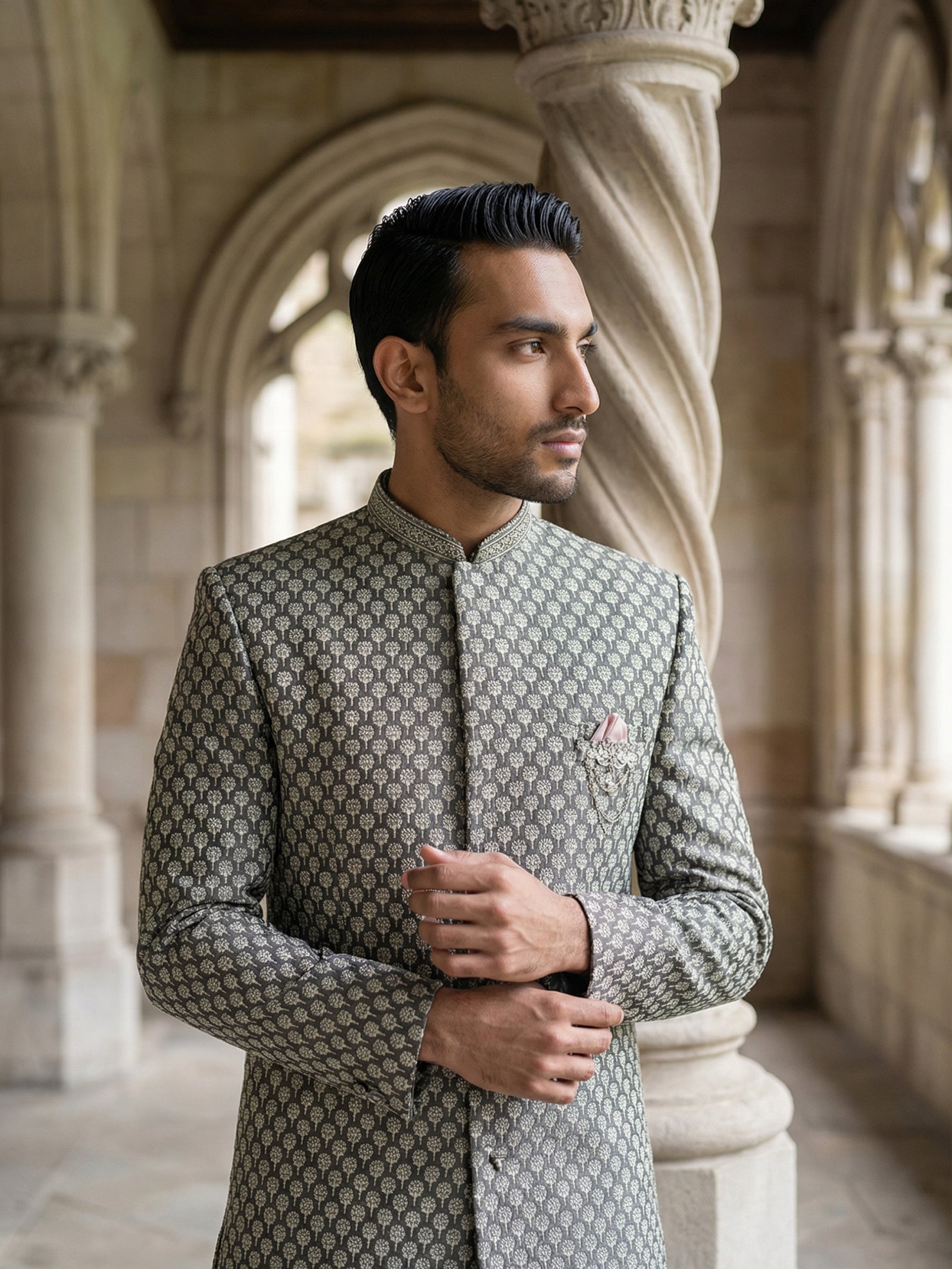 DesiQlo Men Self Design Indo Western Set - Green - 50JIND_138Olive_S