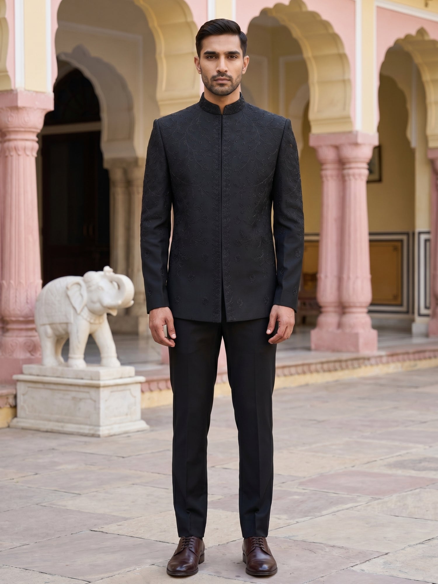DesiQlo Men Embroidered Indo Western Set - Black