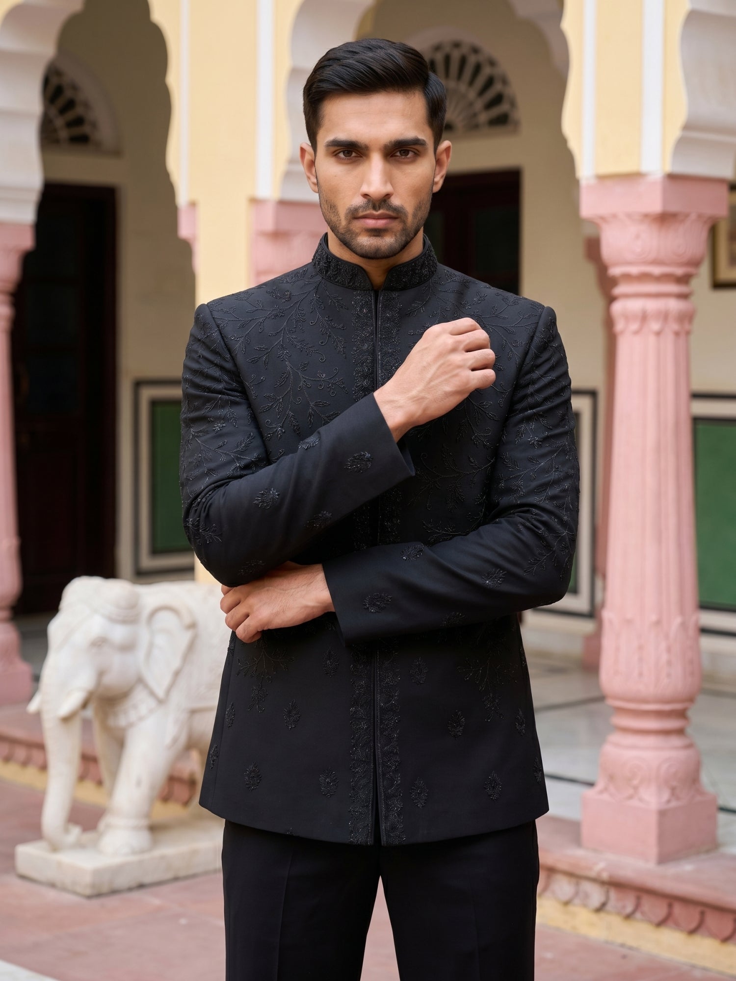 DesiQlo Men Embroidered Indo Western Set - Black