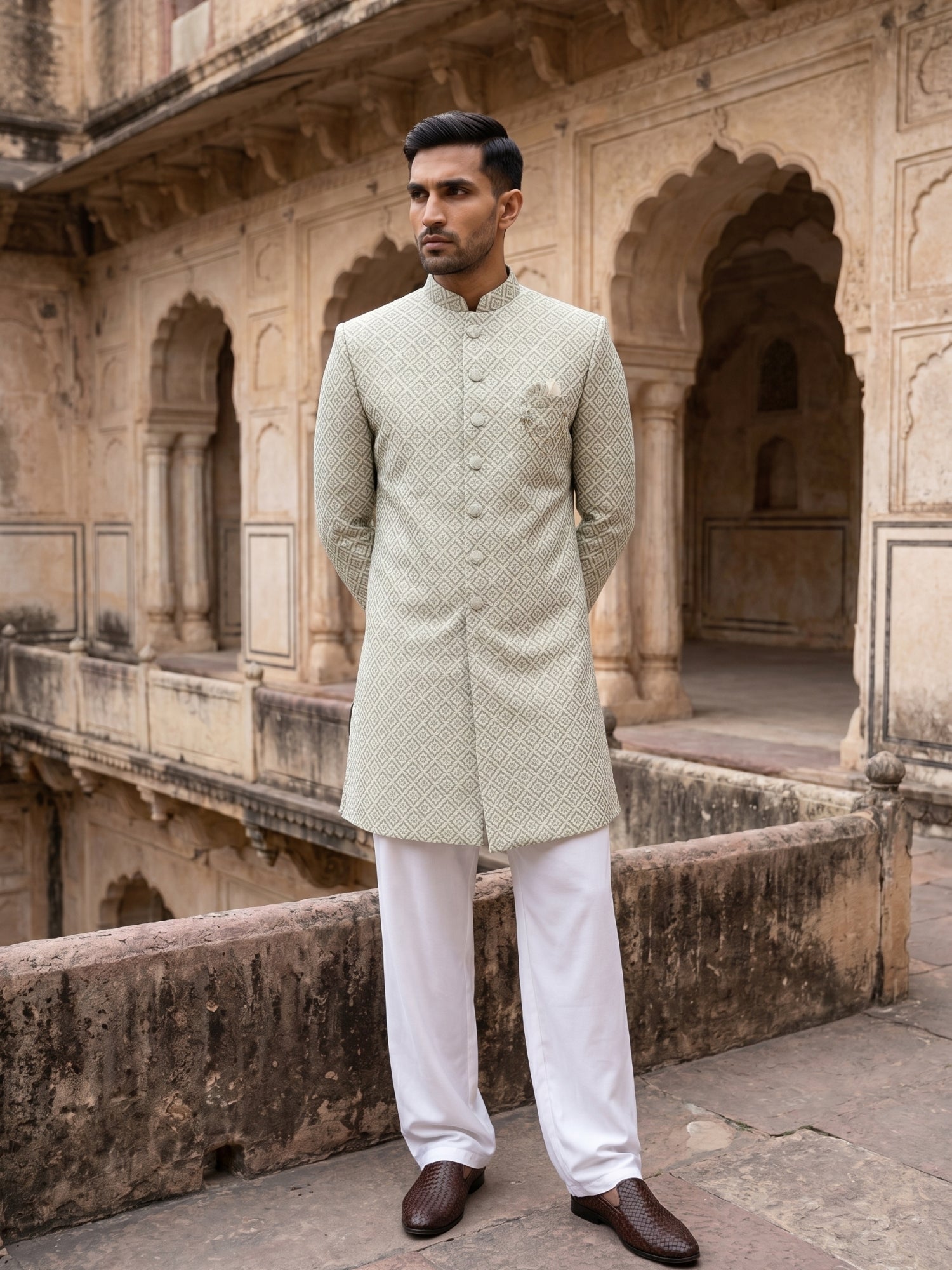 DesiQlo Men Self Design Indo Western Set - Green