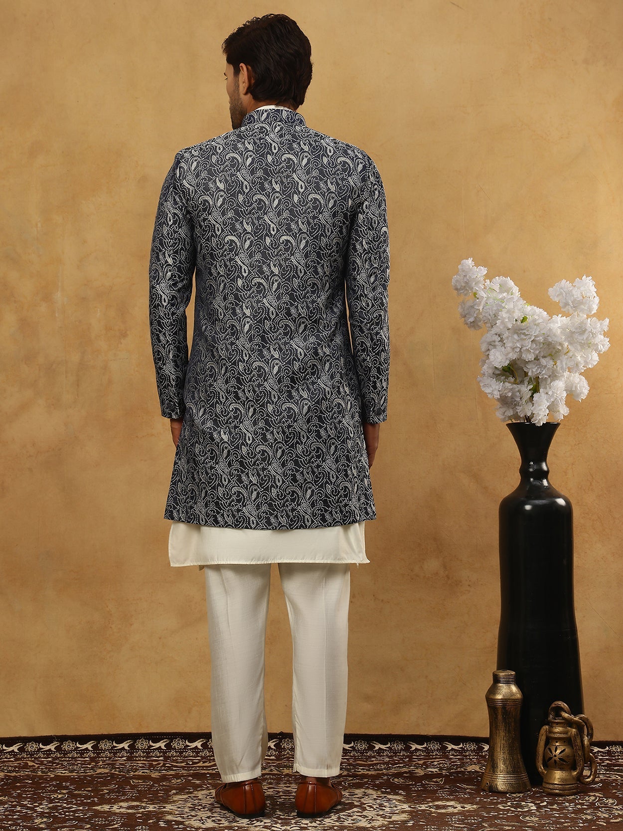 DesiQlo Men Self Design Indo Western Set - Grey