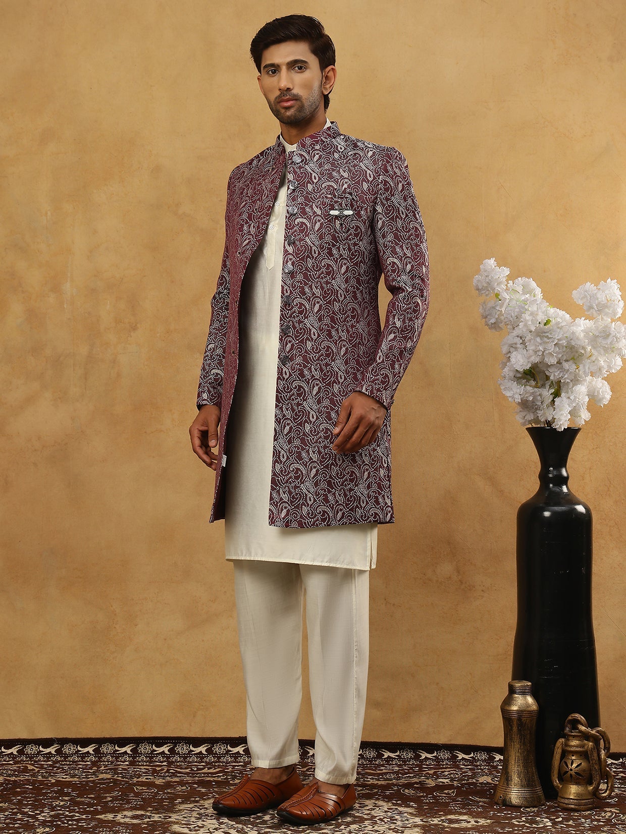 DesiQlo Men Self Design Indo Western Set - Maroon