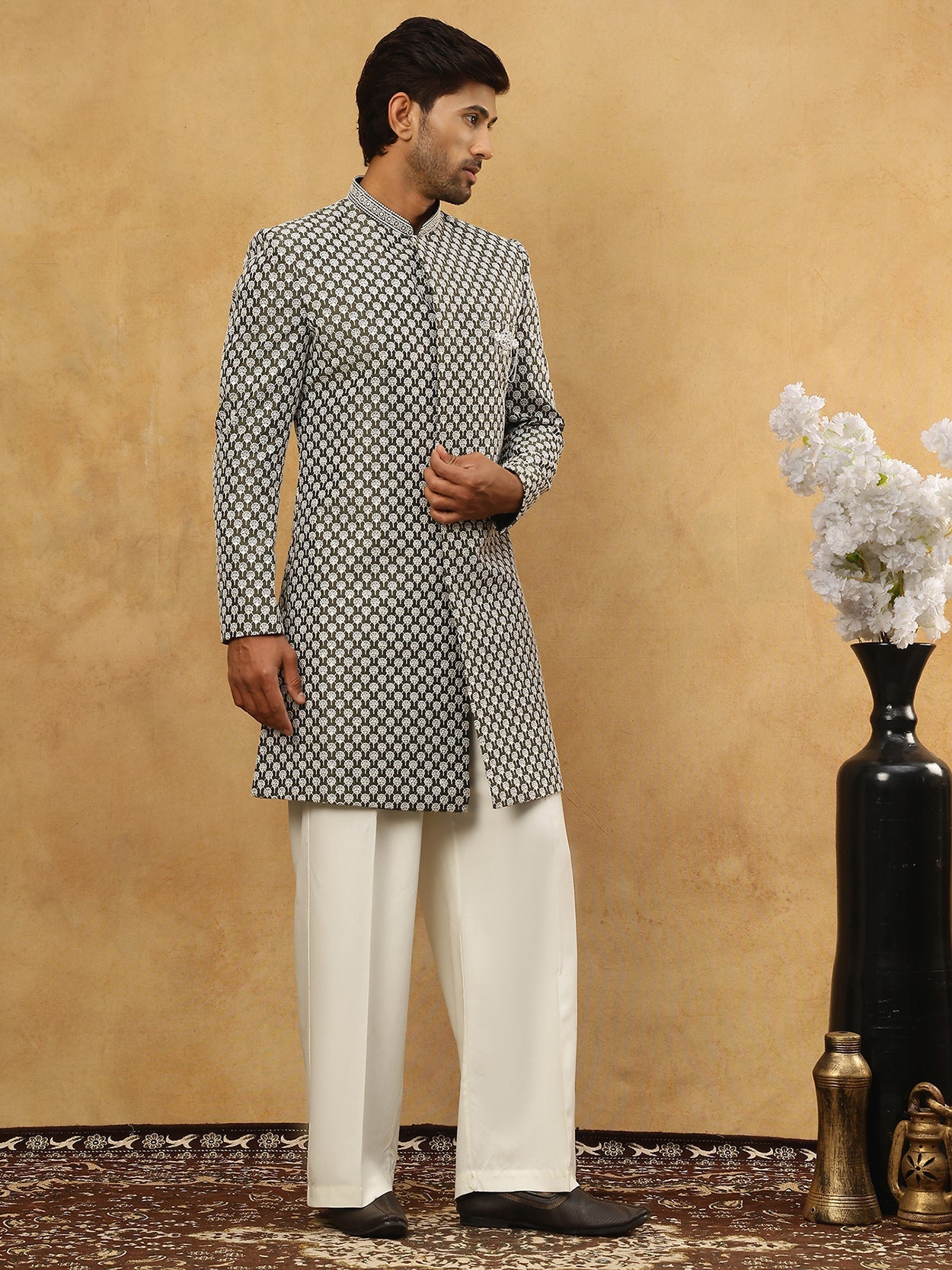 DesiQlo Men Embroidered Indo Western Set - Green - 50JIND_PJ11W_138Oli