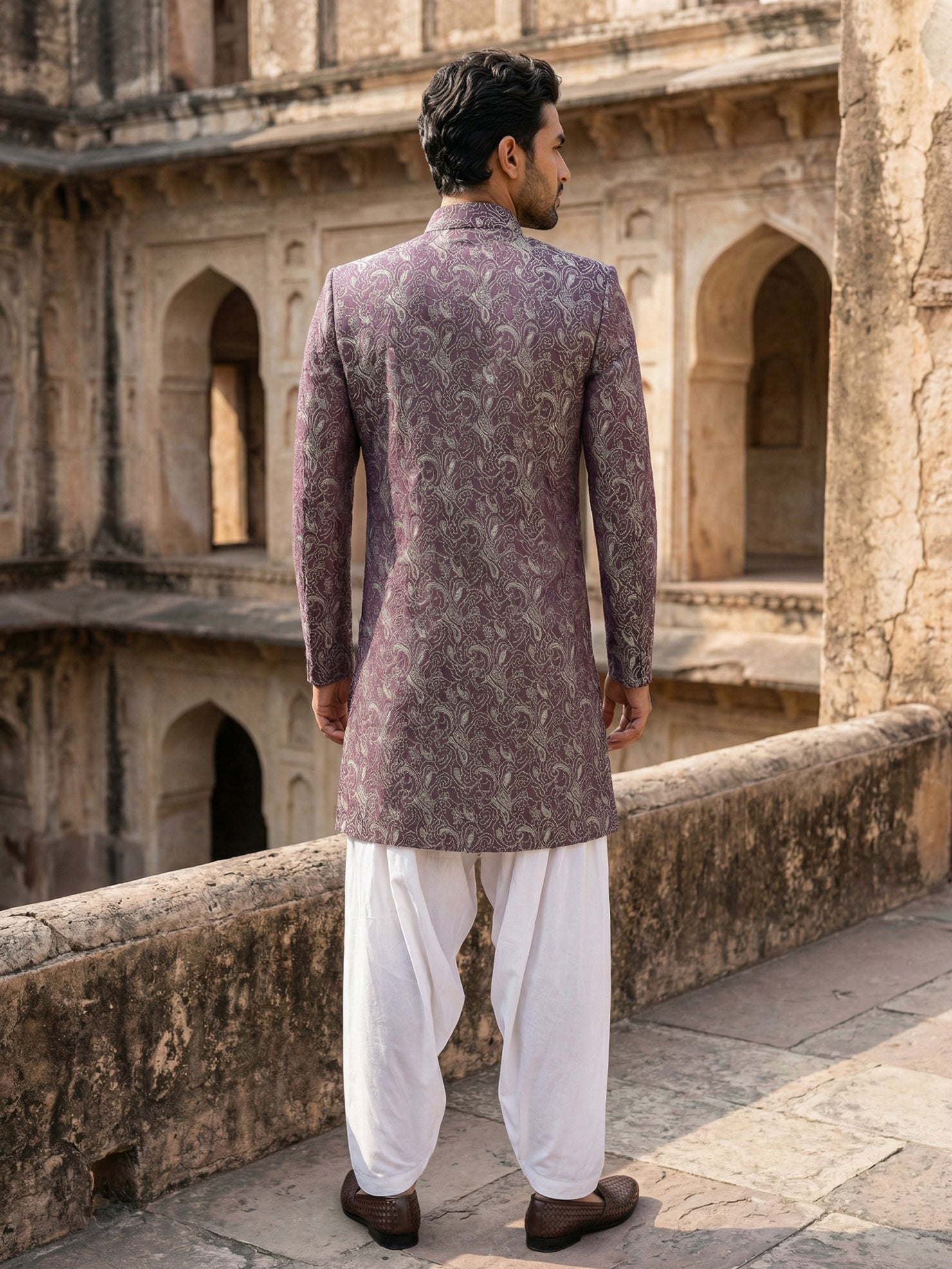 DesiQlo Men Self Design Indo Western Set - Maroon - 50JIND_S7W_164Maro