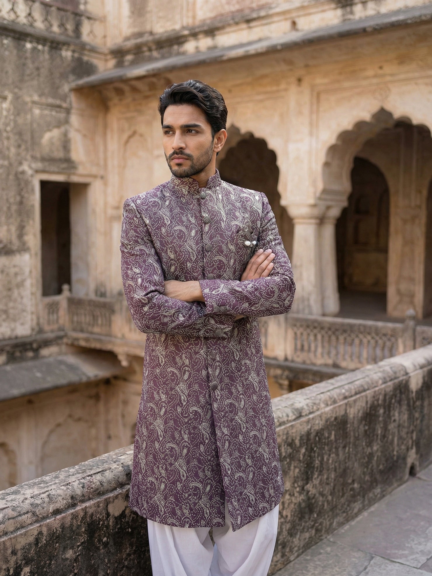 DesiQlo Men Self Design Indo Western Set - Maroon - 50JIND_S7W_164Maro