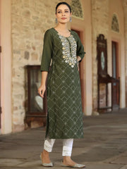 Women Green Chinnon Printed Kurta