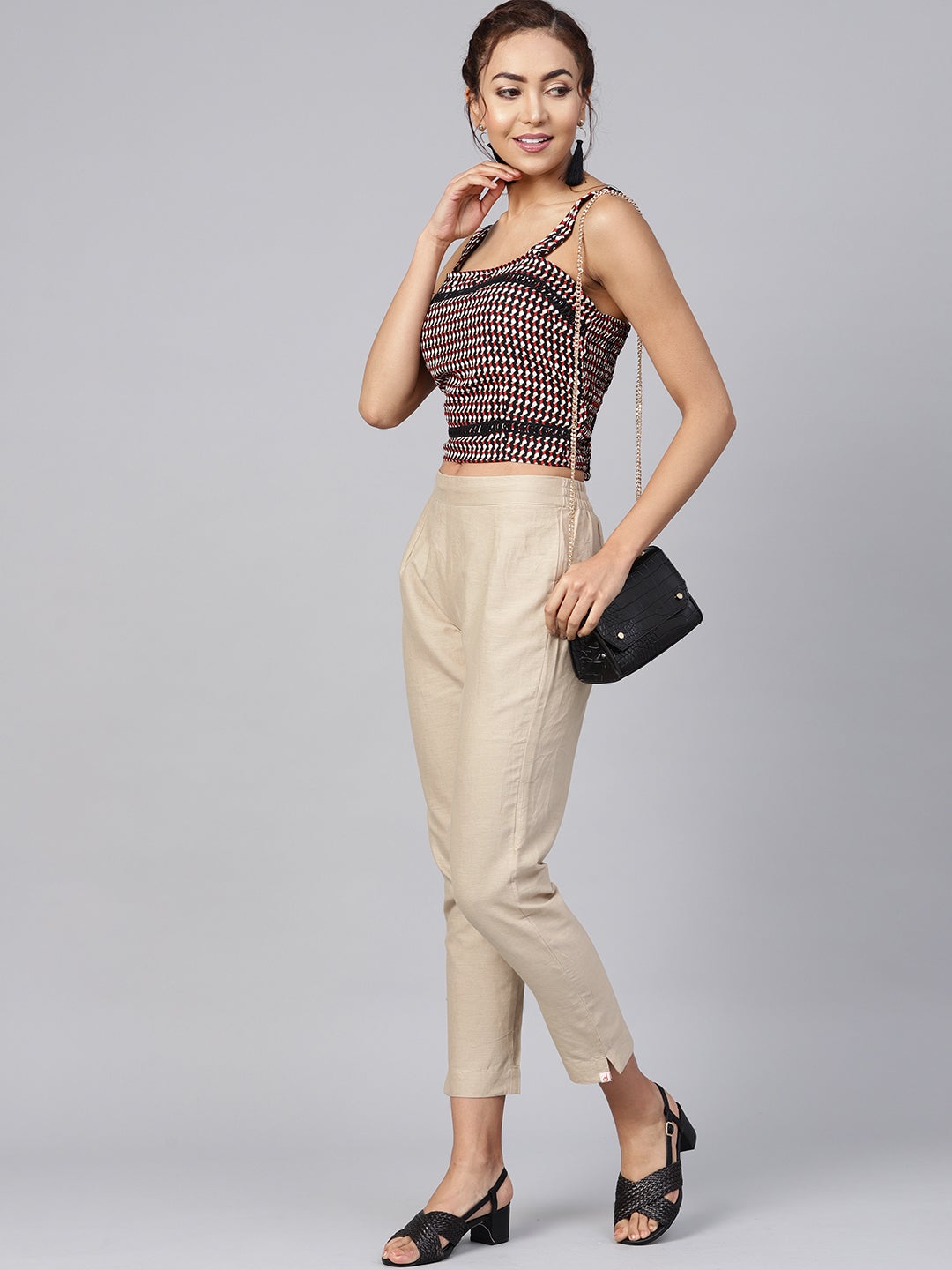 Sand Grey Solid Cotton Flex Slim Fit Women Pants With Two Pockets | De
