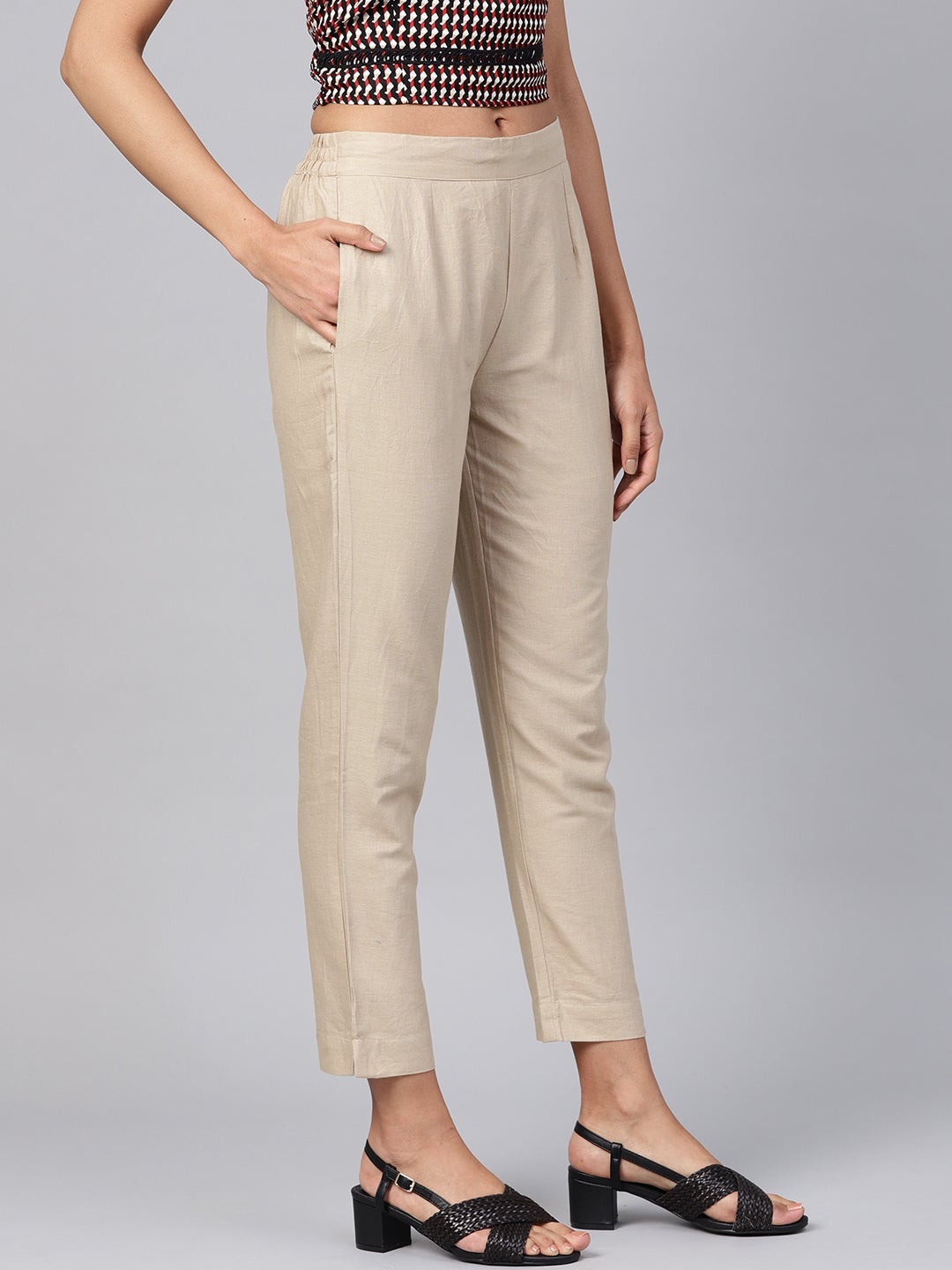 Sand Grey Solid Cotton Flex Slim Fit Women Pants With Two Pockets | De