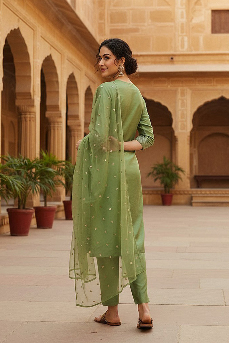  Women Green Poly Silk Solid Yoke Design Kurta PKSKD1589