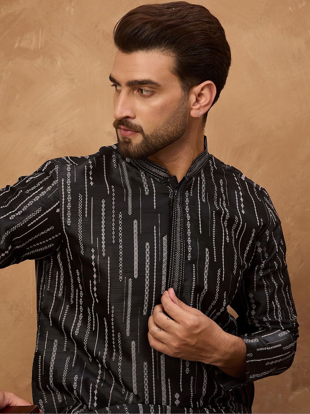 Ethnic Bay Men Black Silk Blend Geometric Printed Straight Kurta With Pant Set-MKSET1516