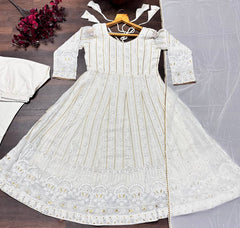 Women's White Faux Blooming Embroidery Anarkali Kurta Pant With Dupatta-MED3-6065