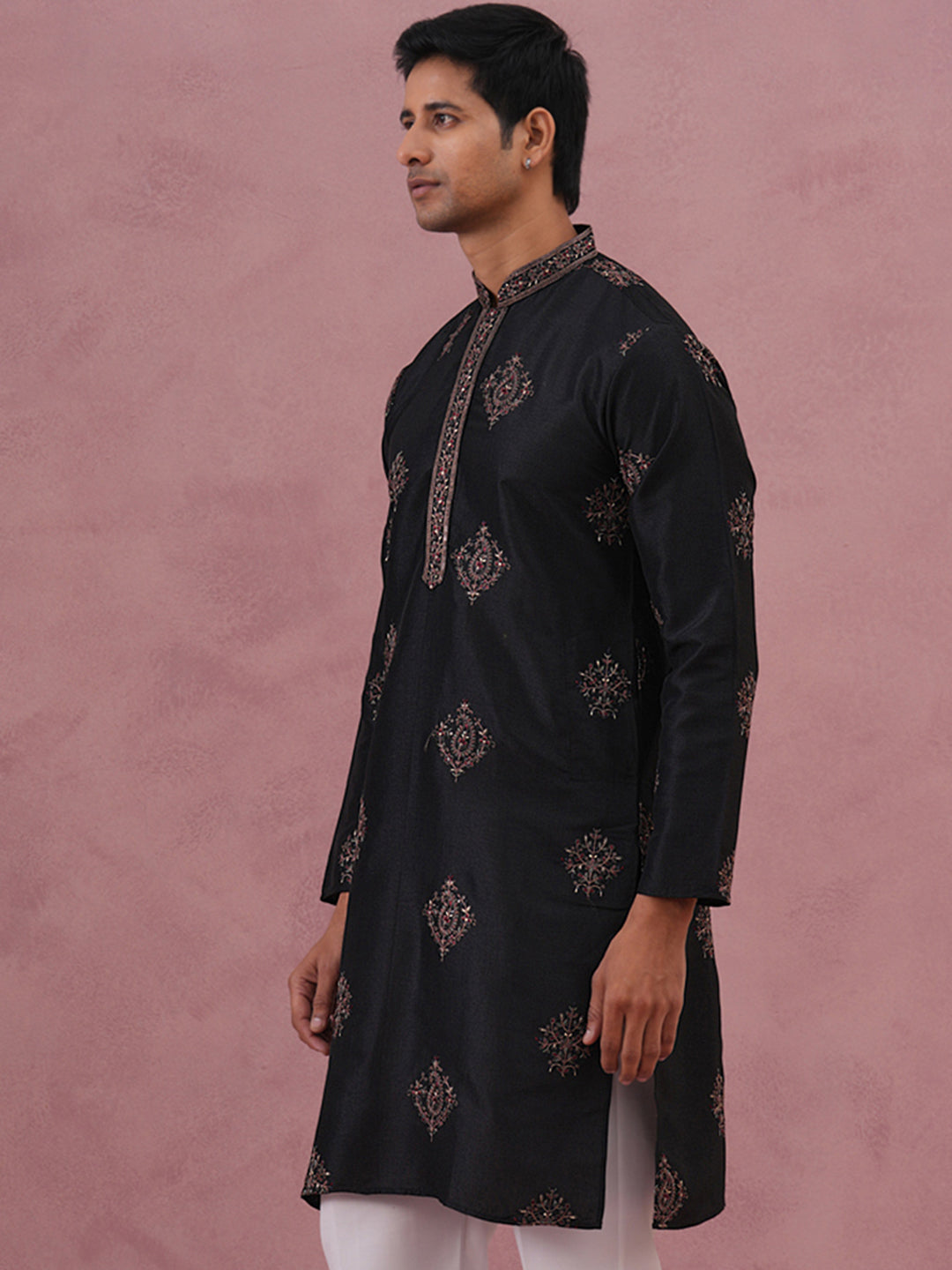 DesiQlo Men Embroidered Kurta Only - Black - 65KO_5337Black_S