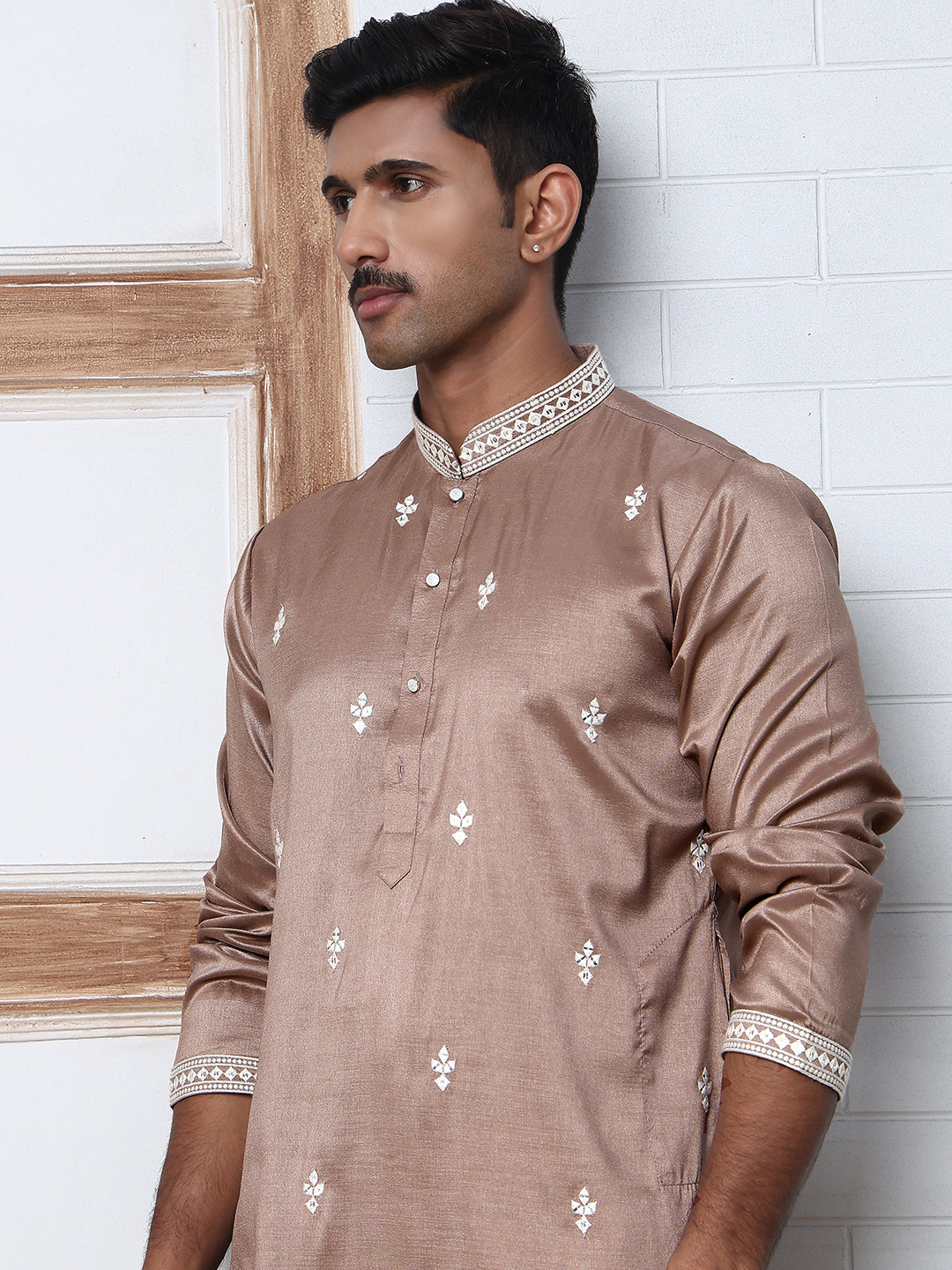 DesiQlo Men Embroidered Kurta Only - Brown - 65KO_5371Brown_S