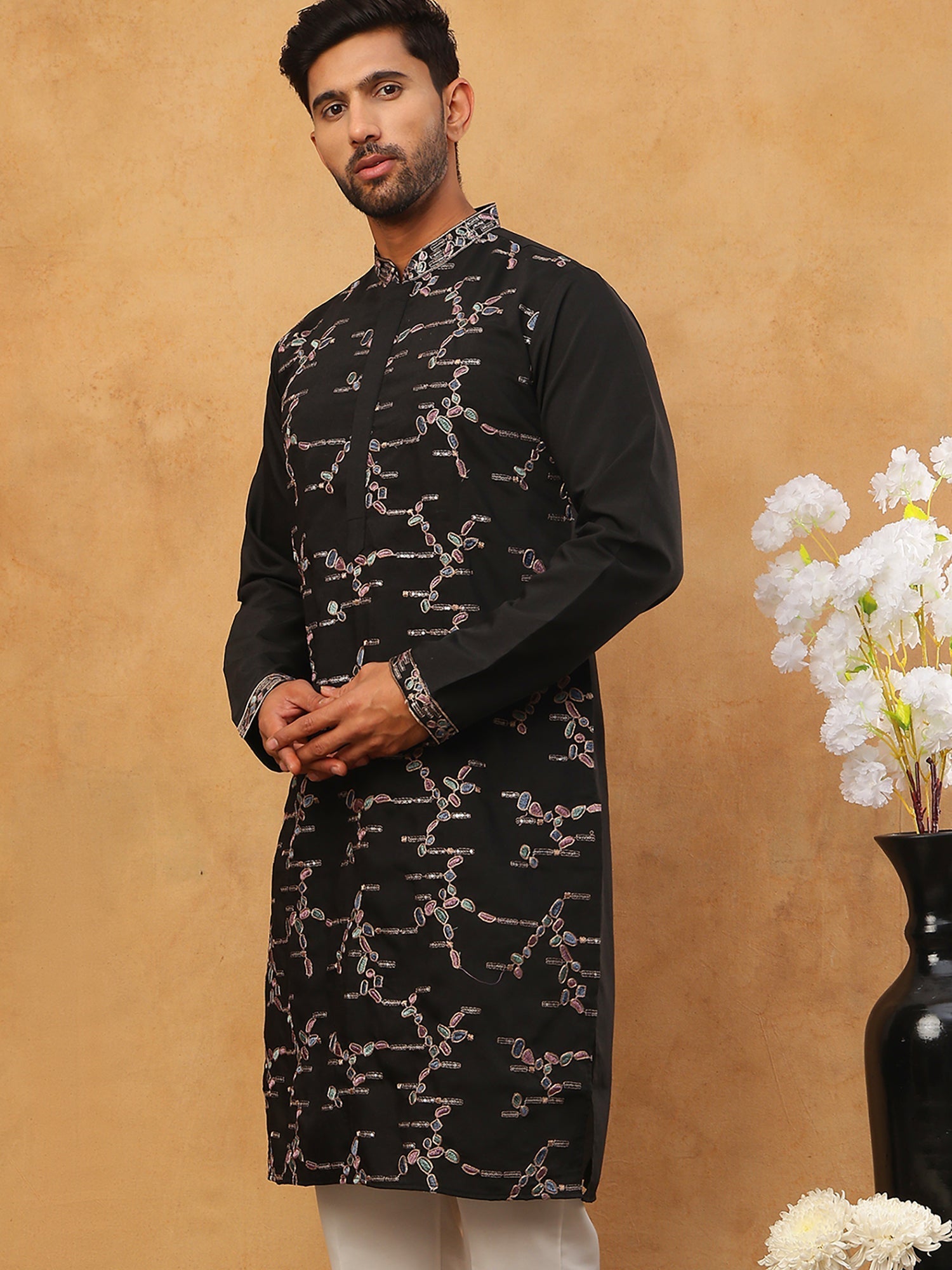 DesiQlo Men Abstract Kurta Only - Black