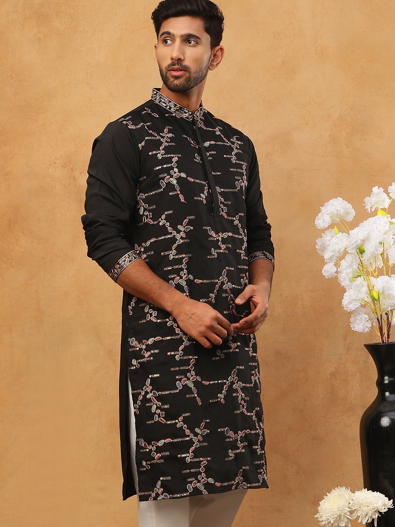 DesiQlo Men Abstract Kurta Only - Black