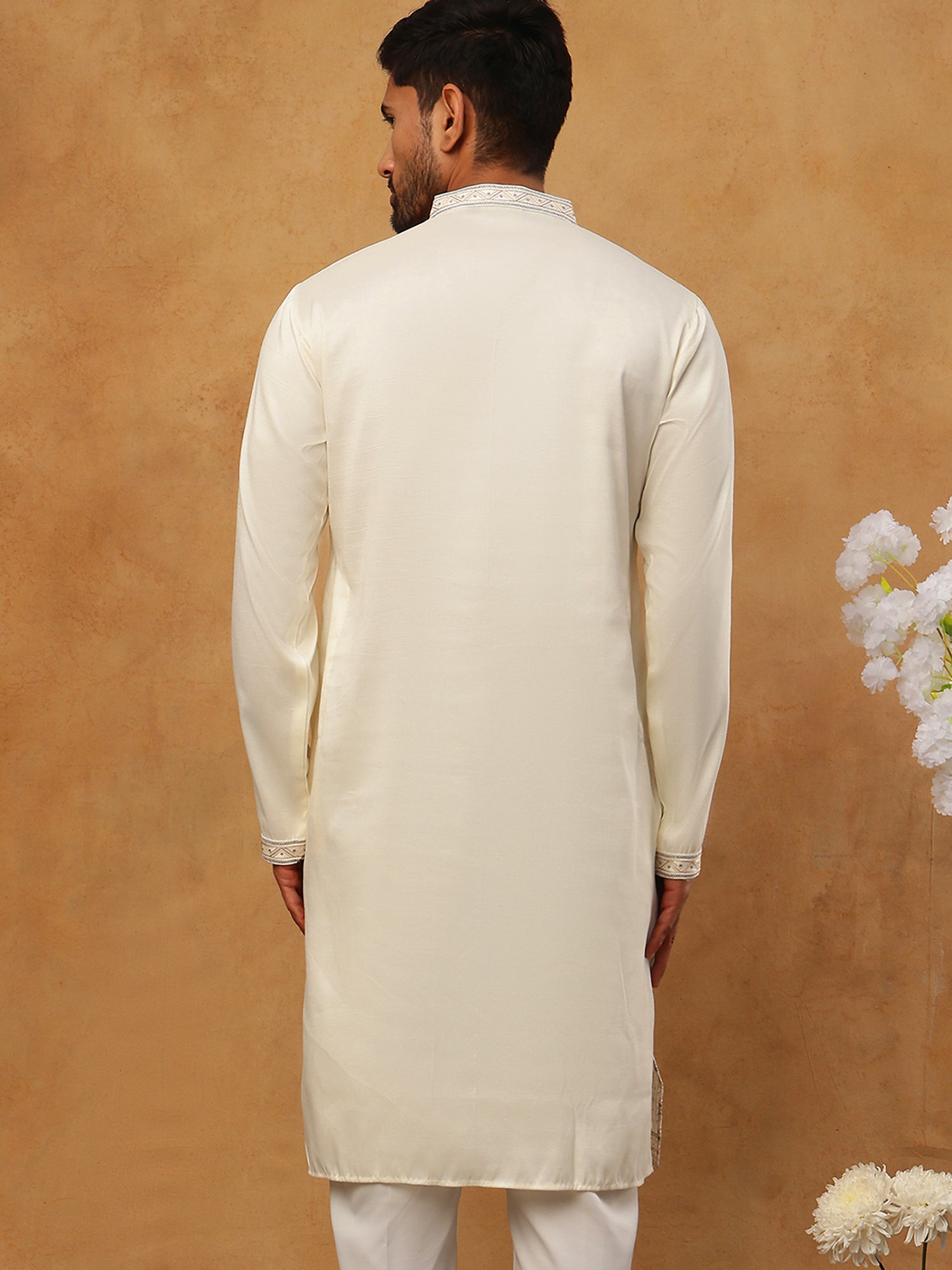 DesiQlo Men Floral Kurta Only - White - 65KO_5415White_S
