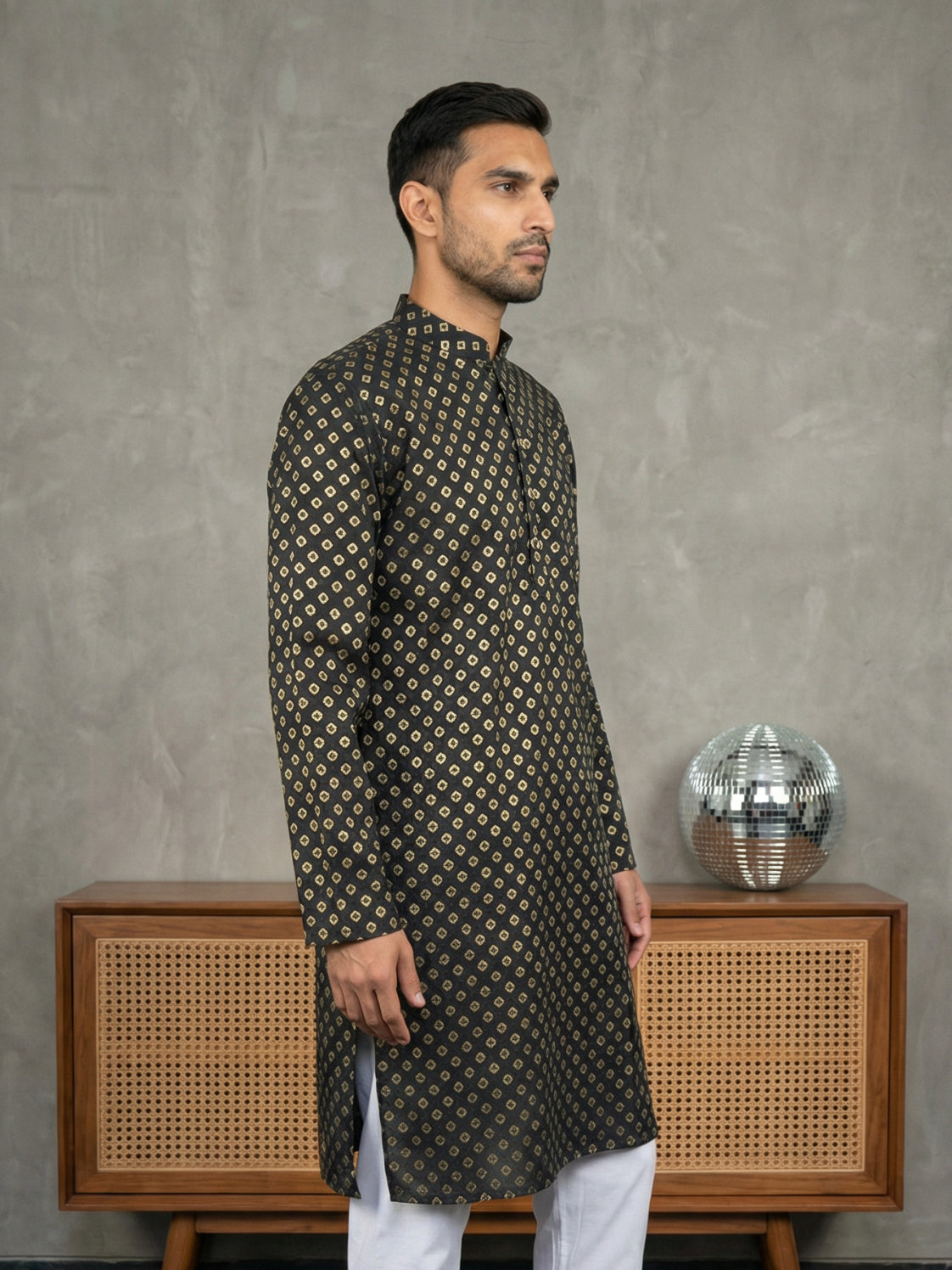 DesiQlo Men Printed Kurta Only - Black - 65KO_5421Black_S