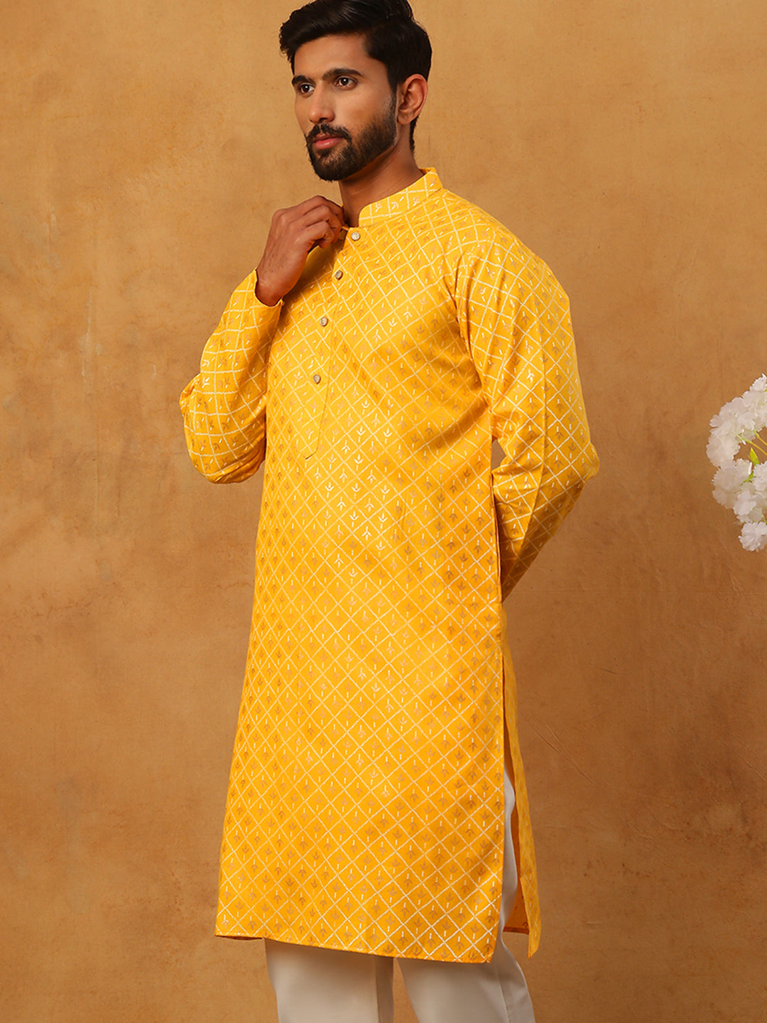 DesiQlo Men Floral Kurta Only - Yellow