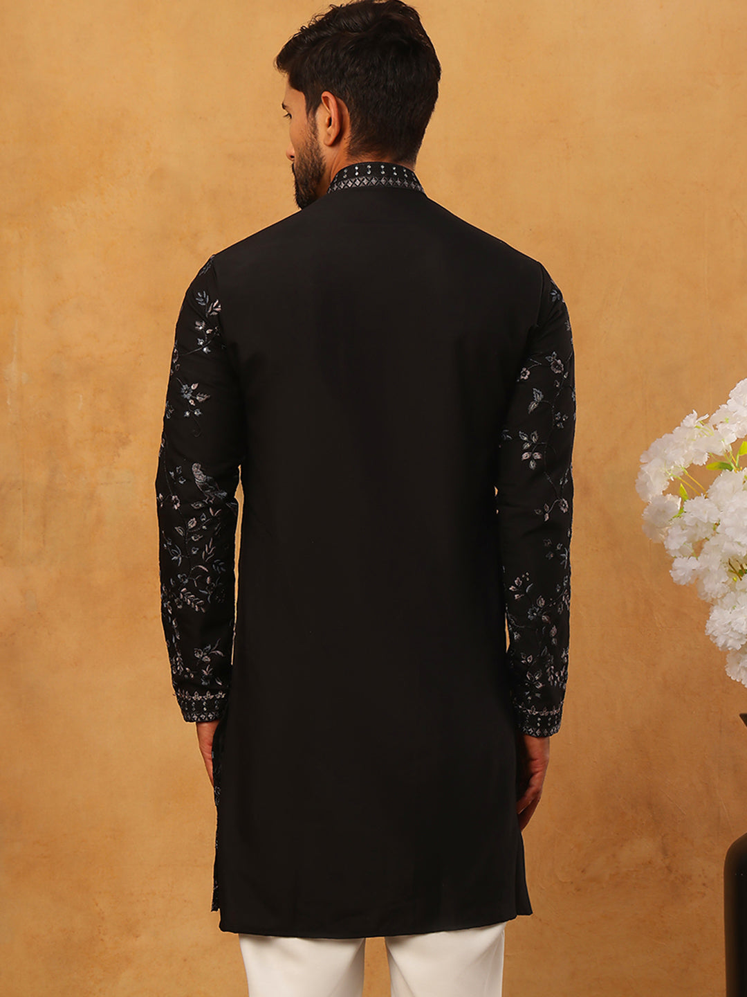 DesiQlo Men Animal Kurta Only - Black