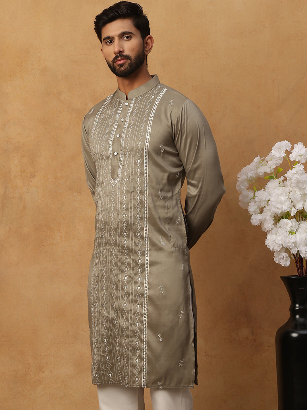 DesiQlo Men Geometric Kurta Only - Beige