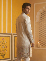 Men Silk Blend Embroidered Kurta ( 65KO 5466White S ) [FF] [Q-11-14]
