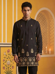 Men’s Classic Kurta with Rich Hemline Embroidery ( 65KO 5531Black ) [FF] [A-1-2-3-4]