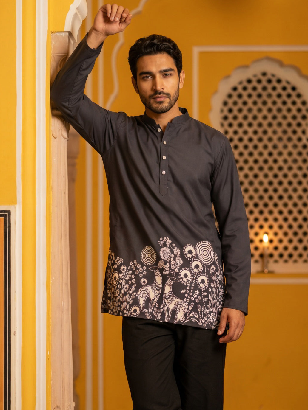 DesiQlo Men Printed Kurta Only - Black - 65KO_5582Black_S