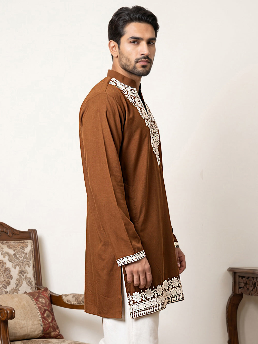 DesiQlo Men Embroidered Kurta Only - Brown
