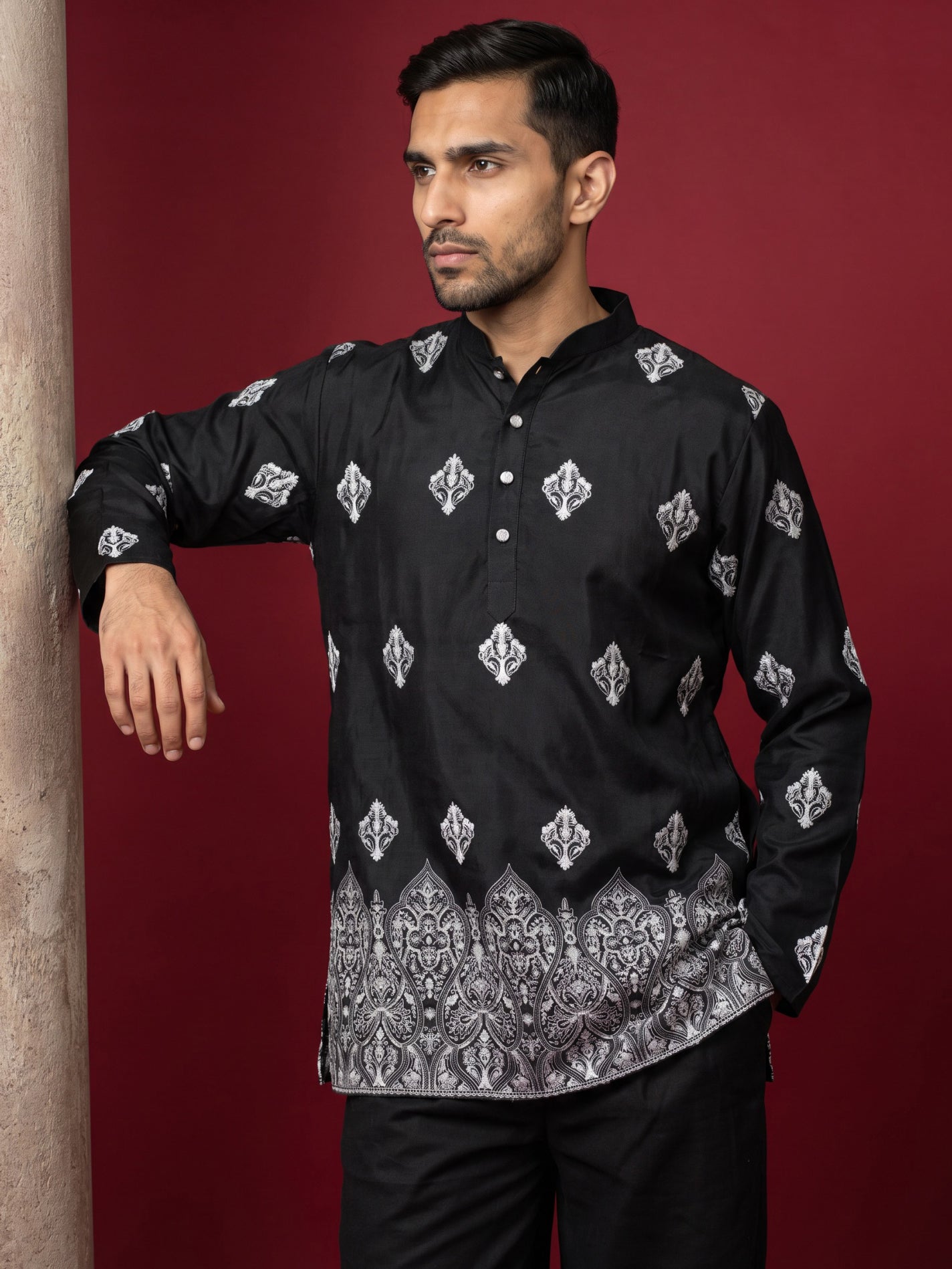 DesiQlo Men Printed Kurta Only - Black