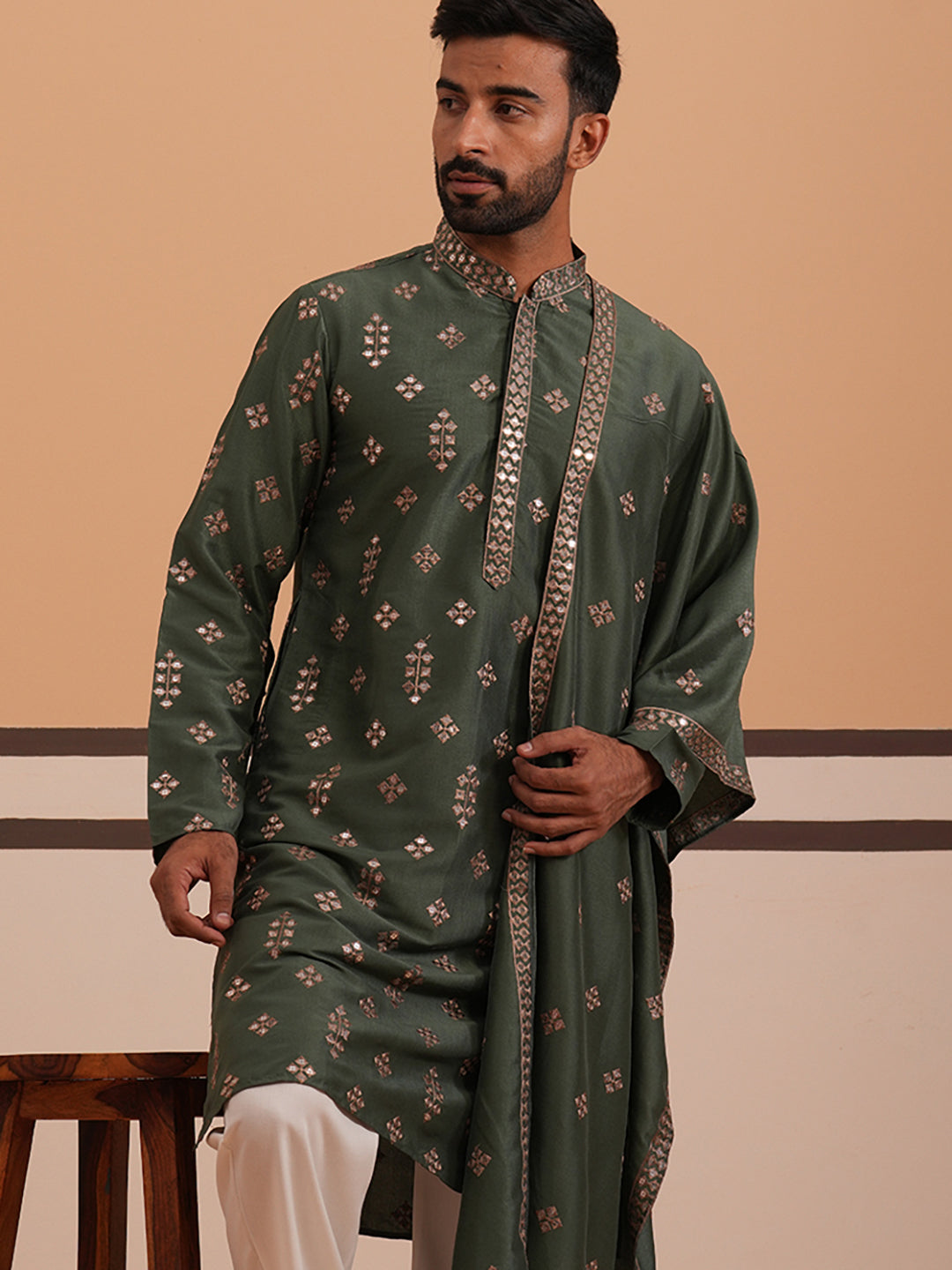 DesiQlo Men Embroidered Kurta Only - Green - 65KO_D_5355Olive_S