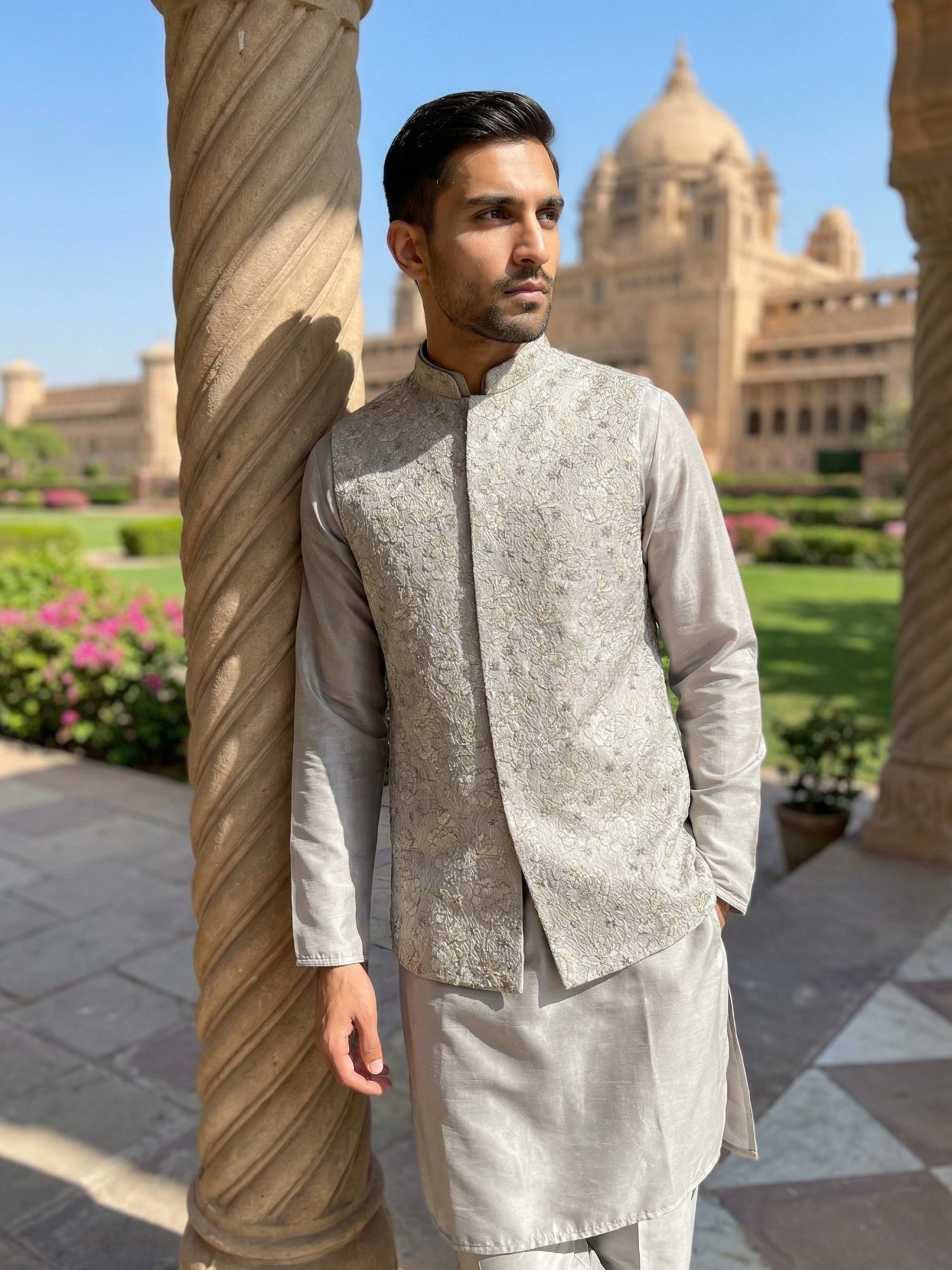 DesiQlo Men Embroidered Nehru Jacket and Kurta Pyjama Set - Grey