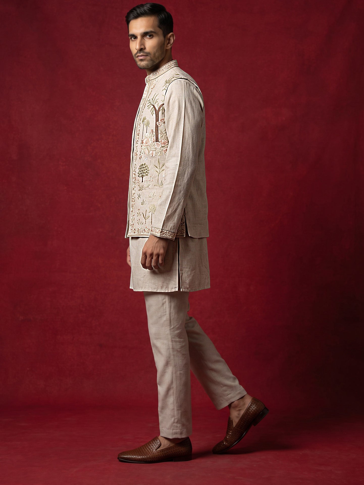 DesiQlo Men Embroidered Nehru Jacket and Kurta Pyjama Set - Beige