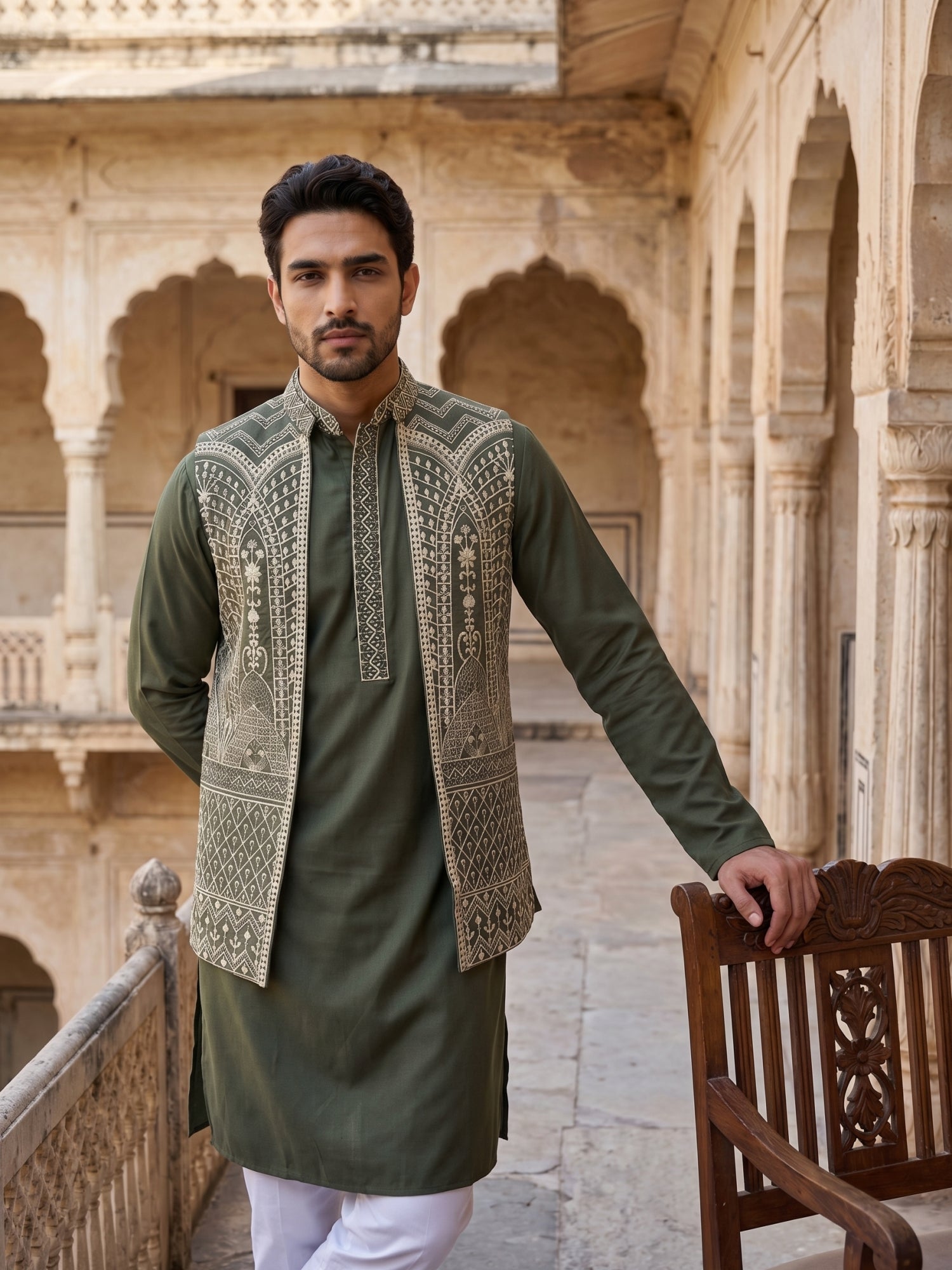 DesiQlo Men Embroidered Nehru Jacket and Kurta Pyjama S - 65KPWCS_5534
