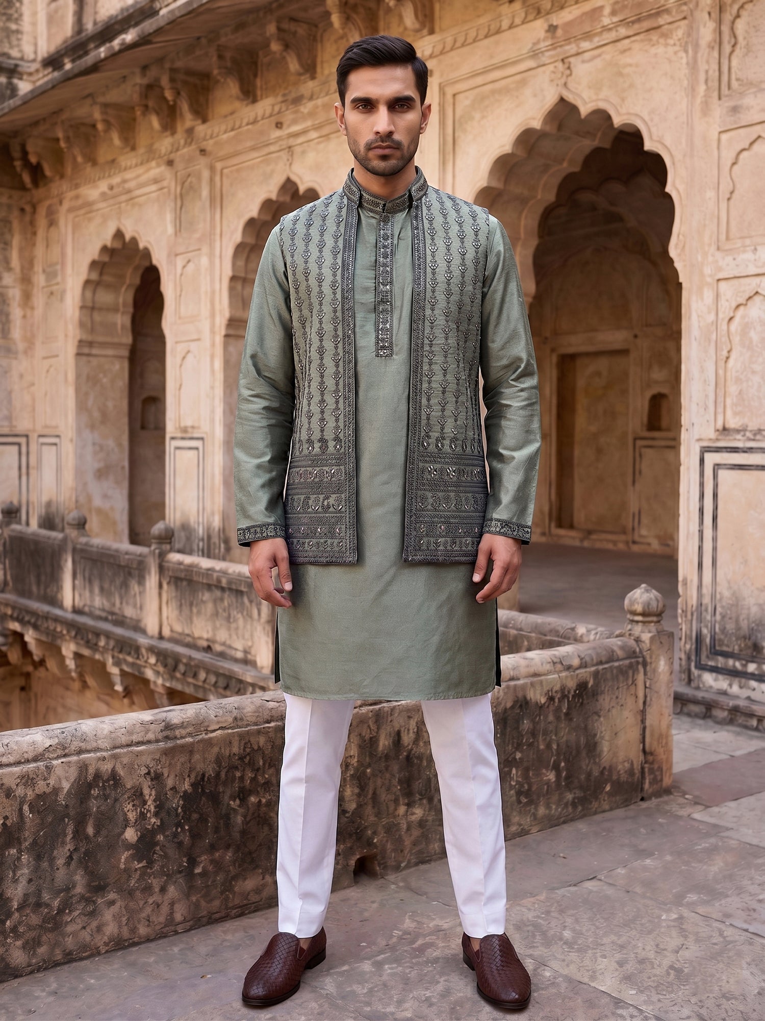 DesiQlo Men Embroidered Nehru Jacket and Kurta Pyjama S - 65KPWCS_5557