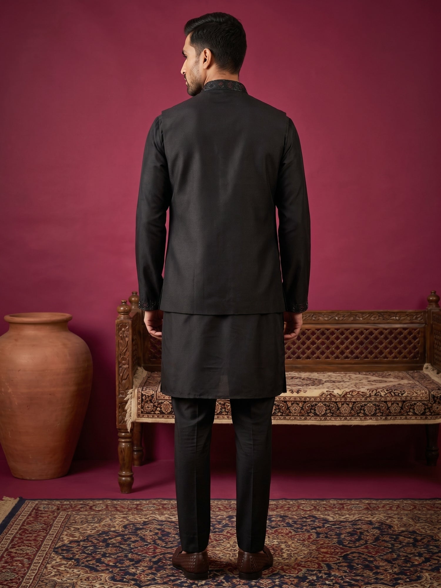 DesiQlo Men Embroidered Nehru Jacket and Kurta Pyjama S - 65KPWCS_5558